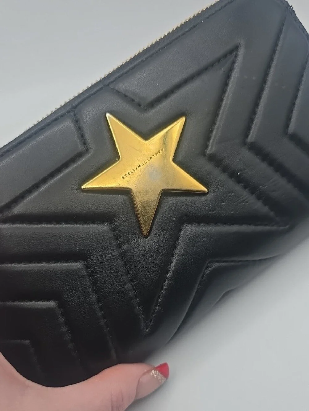 Stella McCartney Black Quilted Long Zip Wallet W/ Gold Star Accent (GOOD/FAIR)🌟